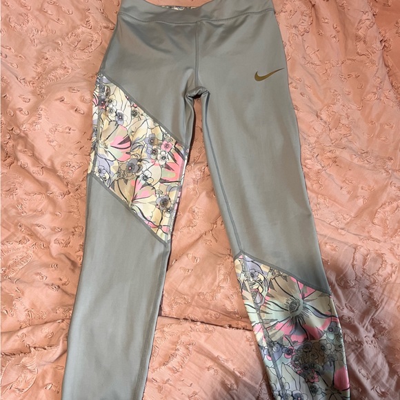 Nike Pants - Nike leggings